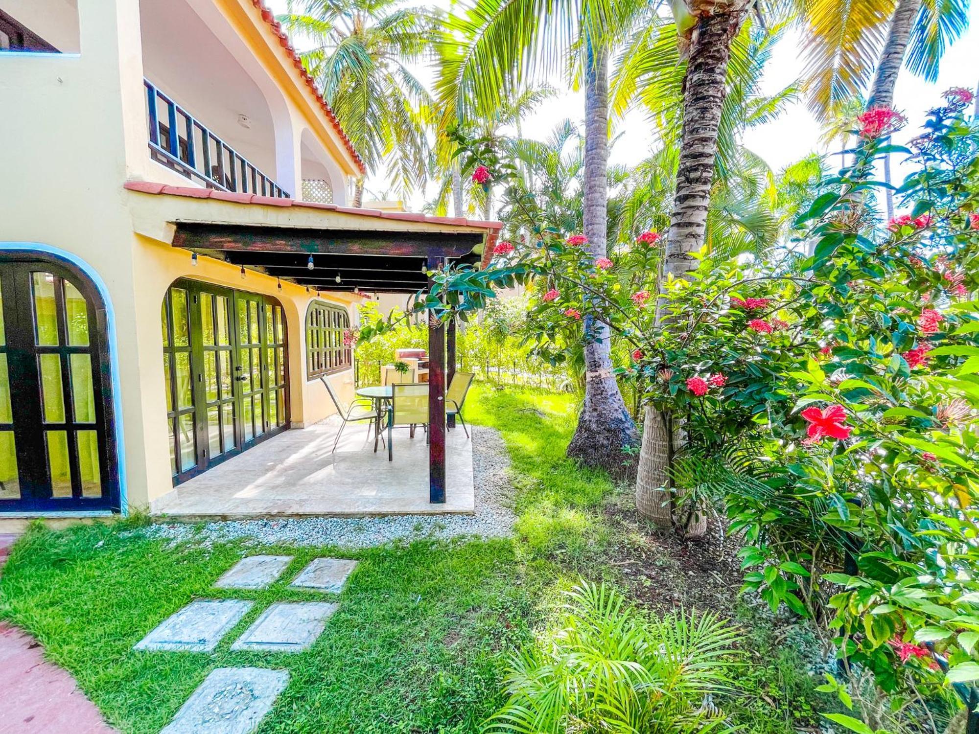 Caribbean Paradise Ocean Breeze Hotel With View Los Corales Bbq Wifi Beach Club & Spa بونتا كانا المظهر الخارجي الصورة